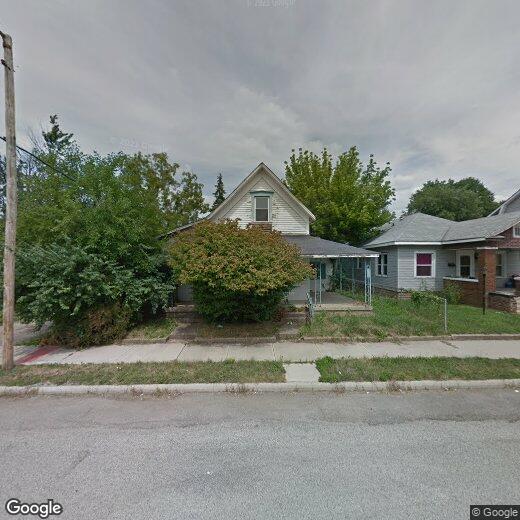 Primary Photo - 330 W 6th St