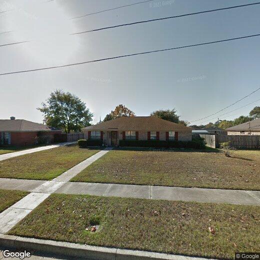 Primary Photo - 563 Elmira St