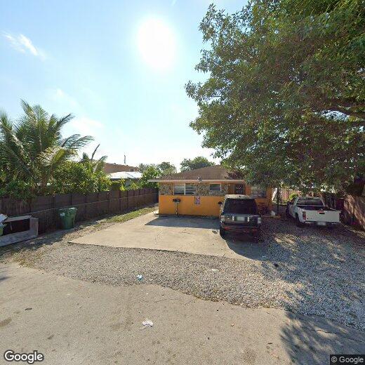 Foto principal - 2258 NW 83rd St