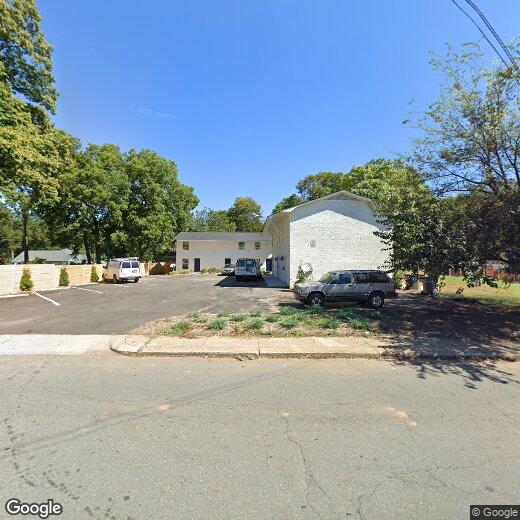 Primary Photo - 1111 Belmont Ave
