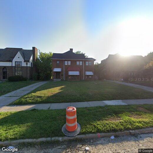 Primary Photo - 2911 Ludlow Rd