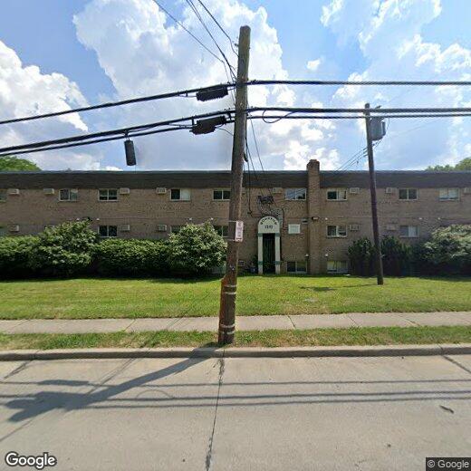 Primary Photo - 1241 Groesbeck Rd
