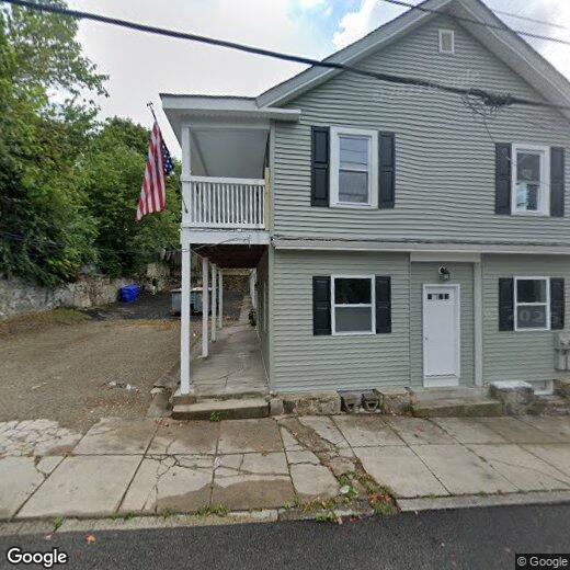 Foto principal - 122 Brookside Ave