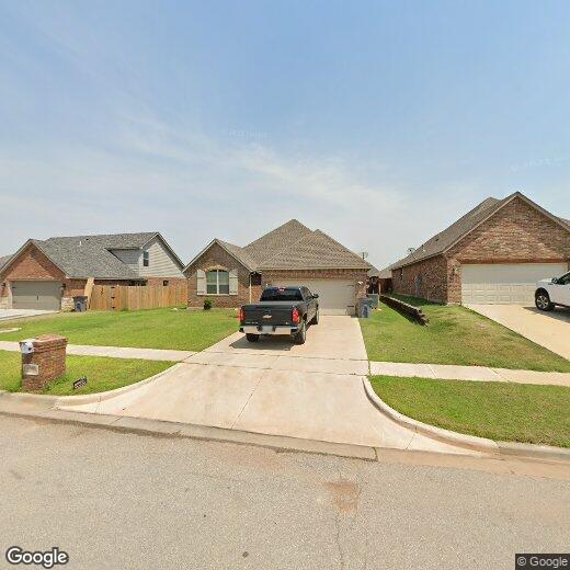 Primary Photo - 5703 NW Lady Marna Ave