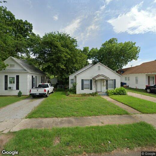 122 W Monterey St, Denison, TX 75021 House for Rent in Denison, TX