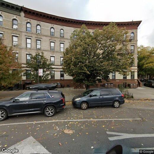 Primary Photo - 200 Prospect Park W