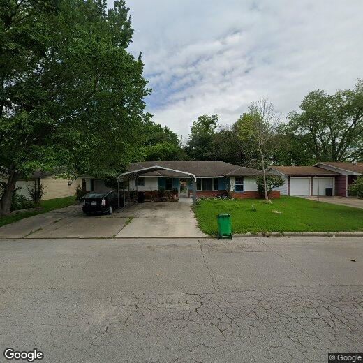 Foto principal - 608 W Lobit Ave