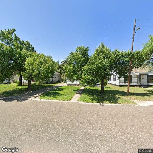 Primary Photo - 307 E Rickenbacker Dr