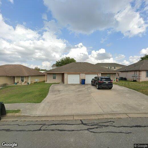 Primary Photo - 321 S Water Ln
