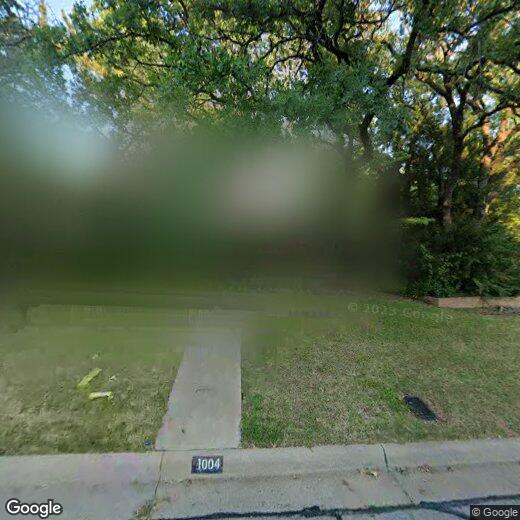 Primary Photo - 1004 Overhill Dr