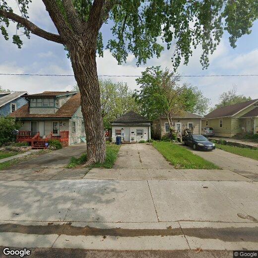 Foto principal - 1312 E 5th St
