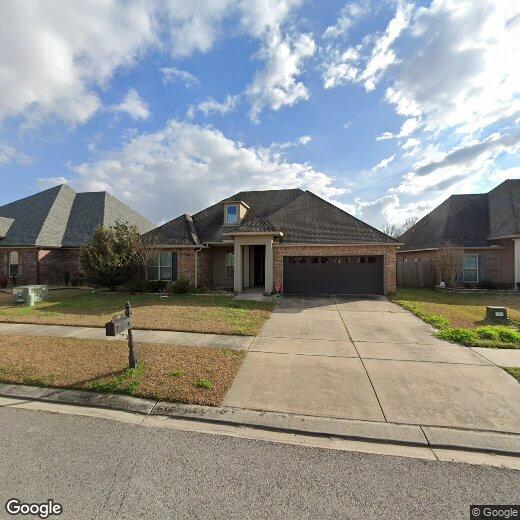 Foto principal - COMING SOON IN YOUNGSVILLE!