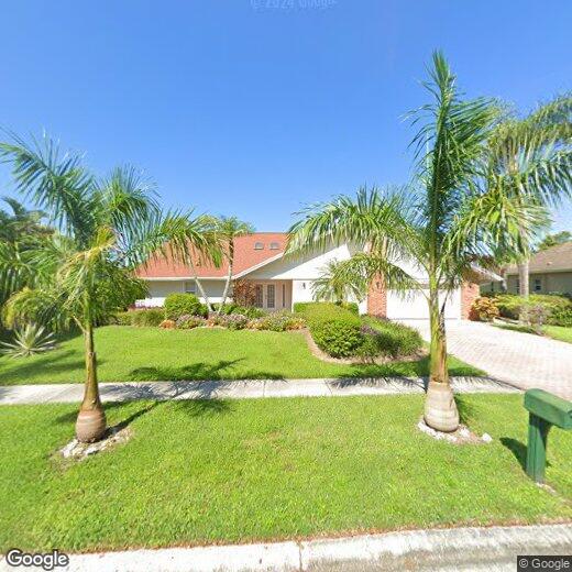 Primary Photo - 2293 Pinewoods Cir