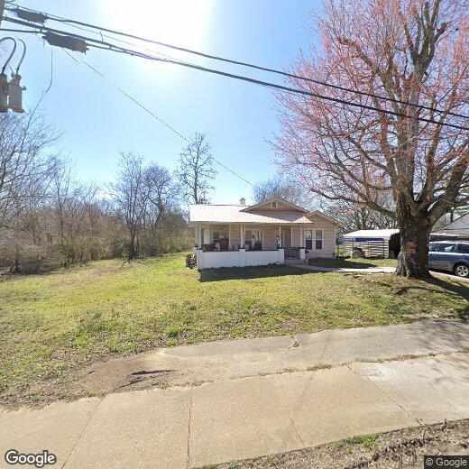 118 Swan Ave, Hohenwald, TN 38462 House Rental in Hohenwald, TN