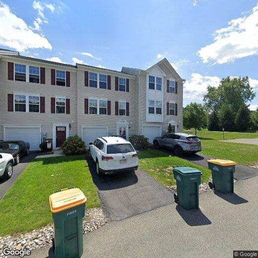 17 Gold Rose Ln, Easton, PA 18045 Townhome Rentals in Easton PA