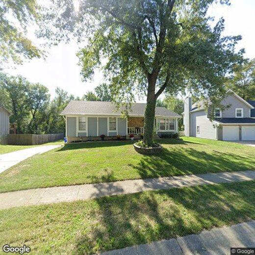 Foto principal - 3 Bedroom Pet-Friendly Home in LEES SUMMIT...