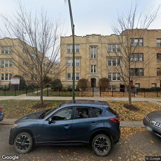 Primary Photo - 2 Bedrooms unit at Ravenswood!