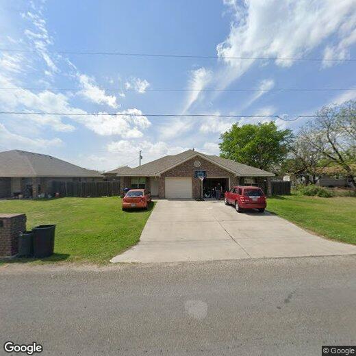 Foto principal - 98 Surrey Ln