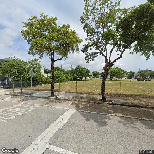 Primary Photo - 2140 SW 8th St