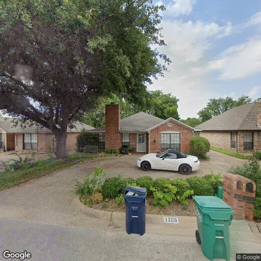 1209 Meadow Ridge Dr, Denton, TX 76201 House Rental in Denton, TX