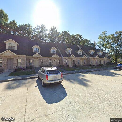 Foto principal - 909 Allen Rd
