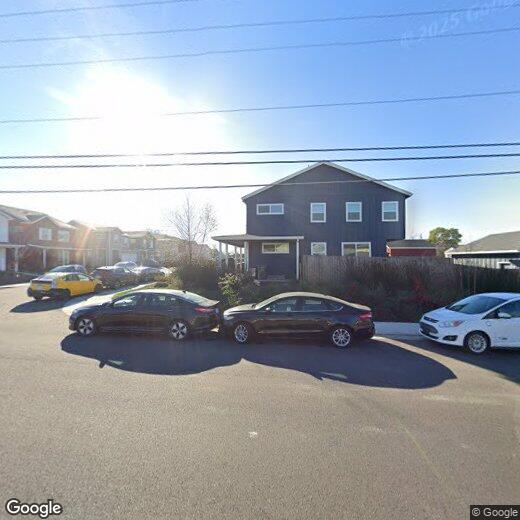 Primary Photo - Beautiful 3 bedroom 2.5 bath home in Sacra...