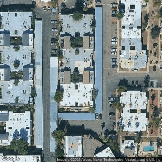 Primary Photo - 1620 N Wilmot Rd #S432