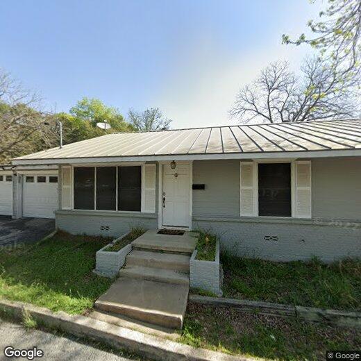 Primary Photo - 316 Quarry St