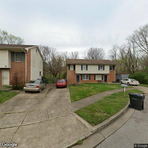 Foto principal - 233 Creekside Ct