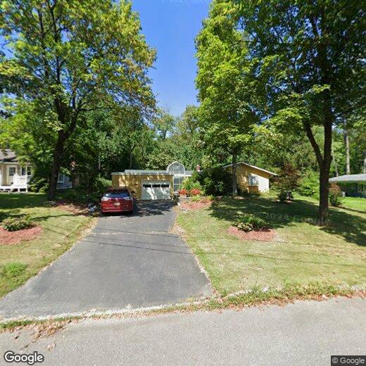 Primary Photo - 556 Ewing St