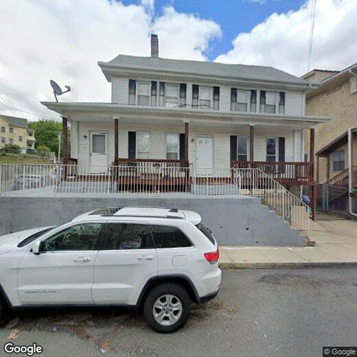 Primary Photo - 17-19-19 Bank St