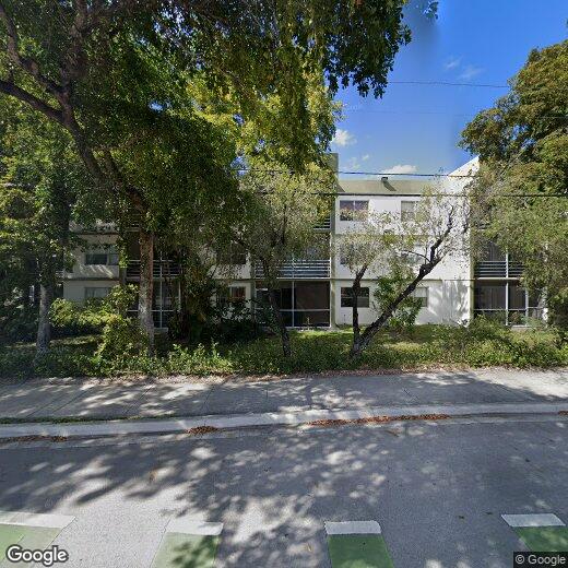 Primary Photo - 4205 N University Dr