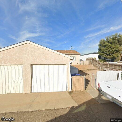 Primary Photo - 4851 Iroquois Ave