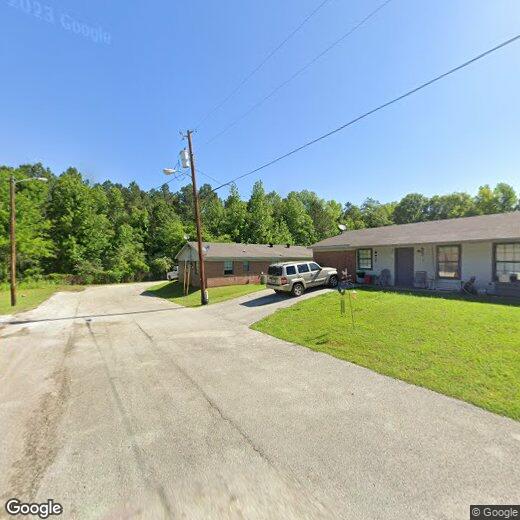 Primary Photo - 204 Willow Creek Cir