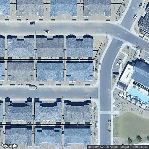 Primary Photo - 9745 E Hampton Ave