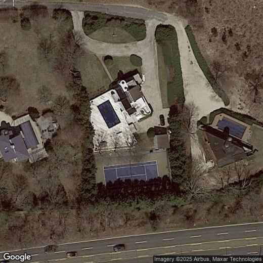 Primary Photo - 84 Inlet Rd E