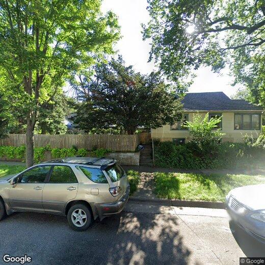 1617 Hewitt Ave, Saint Paul, MN 55104 House Rental in Saint Paul, MN