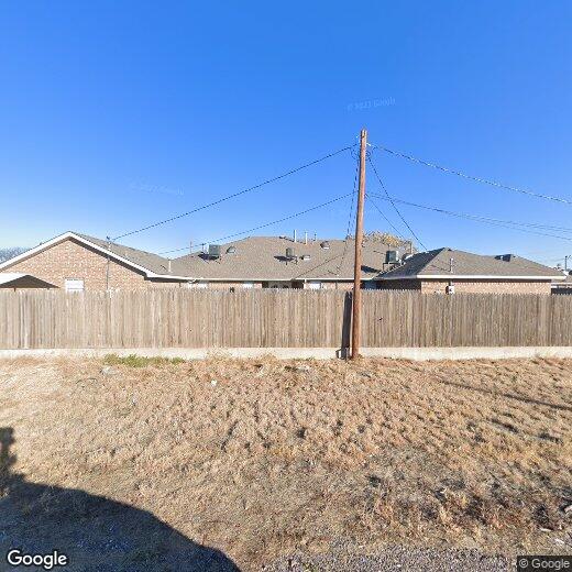 Primary Photo - 3 bed 2 bath Duplex