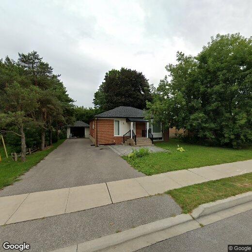 Primary Photo - 162 Queen St