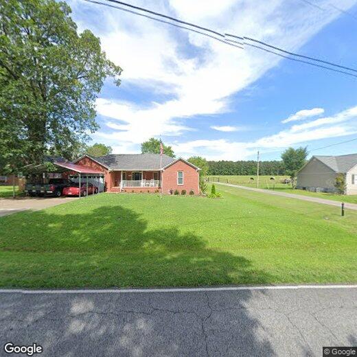 Primary Photo - 1718 Lindsay Ln N