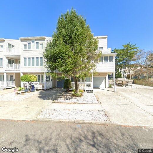 Primary Photo - 512 W Brigantine Ave