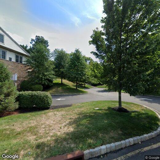 Primary Photo - 265 Victoria Dr