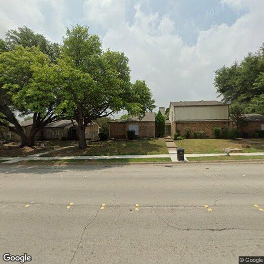 Foto principal - 8805 N Normandale St