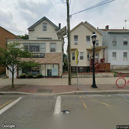 Foto principal - 373 Belmont Ave