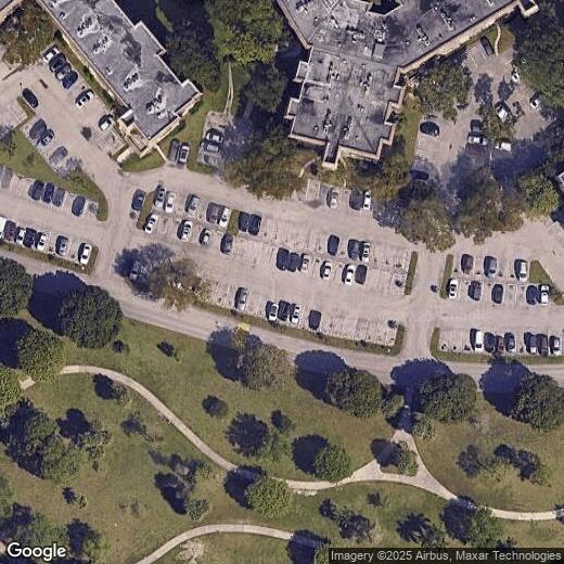 Foto principal - 6101 N Falls Cir Dr
