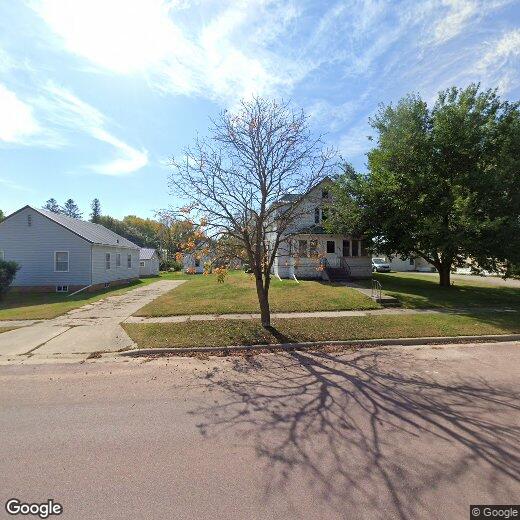 Primary Photo - 305 W Wenberg St