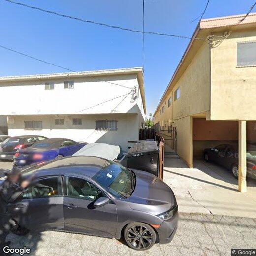 Foto principal - 4215 McLaughlin Ave