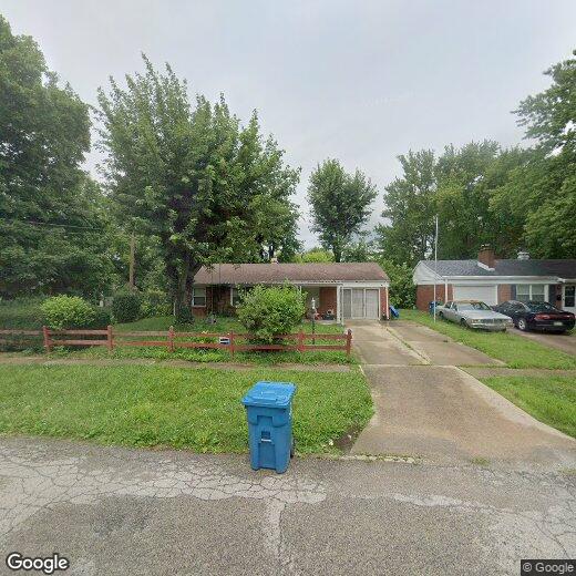 8132 Roy Rd, Indianapolis, IN 46219 House for Rent in Indianapolis