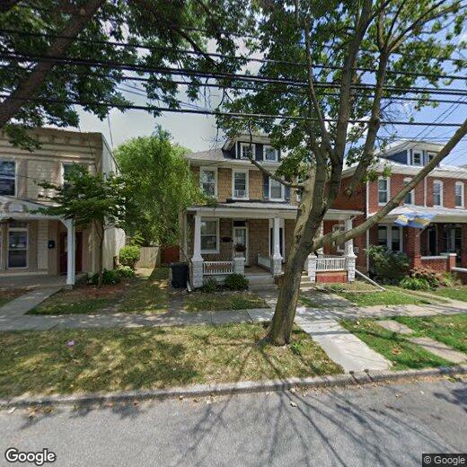 Primary Photo - 323 W 7th St