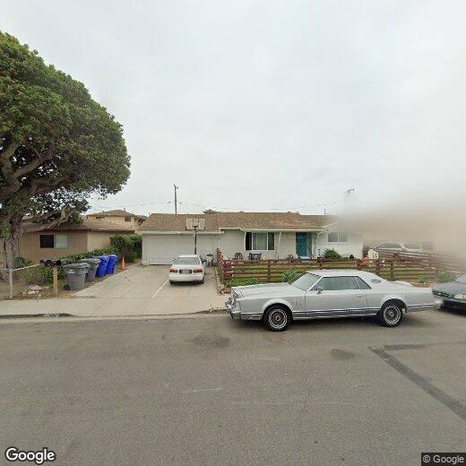 Primary Photo - 144 W B St